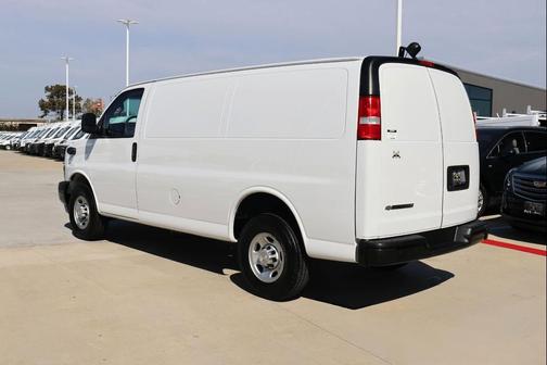 2022 Chevrolet Express 2500 RWD 2500 Regular Wheelbase WT