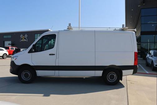 2019 Mercedes-Benz Sprinter 2500 Standard Roof