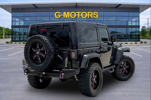 Black Clearcoat 2017 Jeep Wrangler Sahara