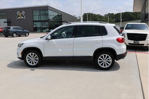 2017 Volkswagen Tiguan 2.0T Wolfsburg Edition