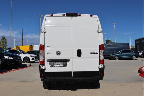 2024 RAM ProMaster 2500 Tradesman