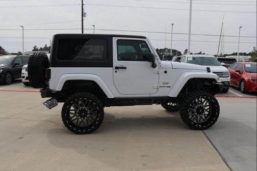 2018 Jeep Wrangler JK Sahara