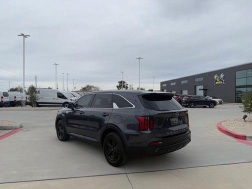 2021 Kia Sorento LX
