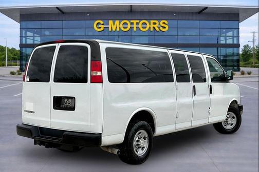 2015 Chevrolet Express 3500 LS