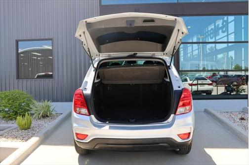 2022 Chevrolet Trax LS