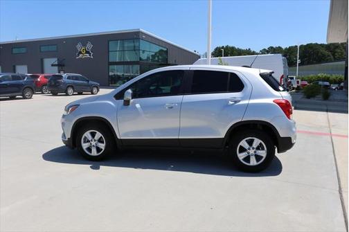 2022 Chevrolet Trax LS