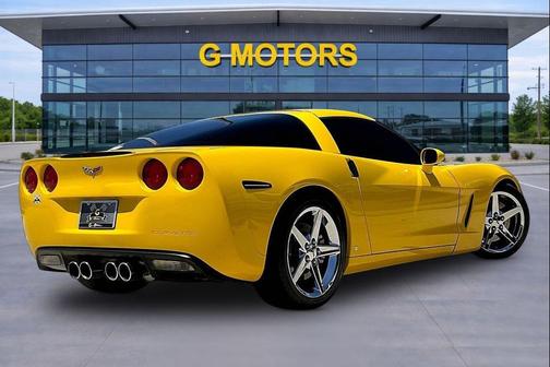 Velocity Yellow Tintcoat 2007 Chevrolet Corvette Base
