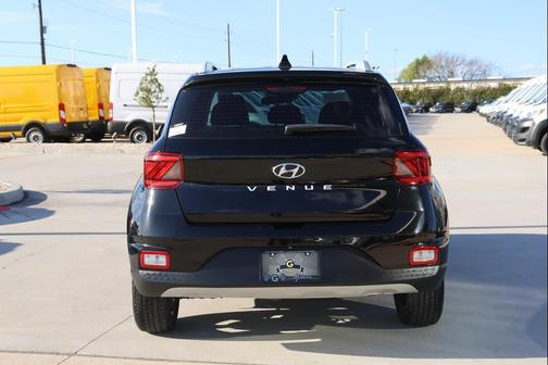 2021 Hyundai VENUE SEL