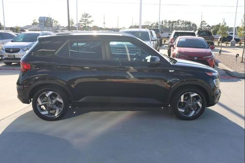 2021 Hyundai VENUE SEL