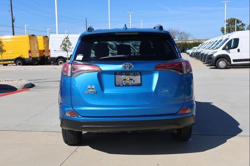 2016 Toyota RAV4 LE