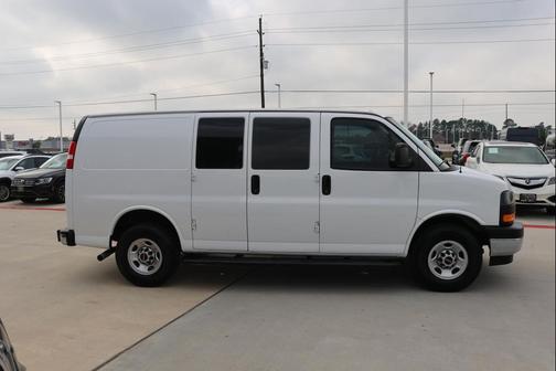2022 GMC Savana 2500 Work Van