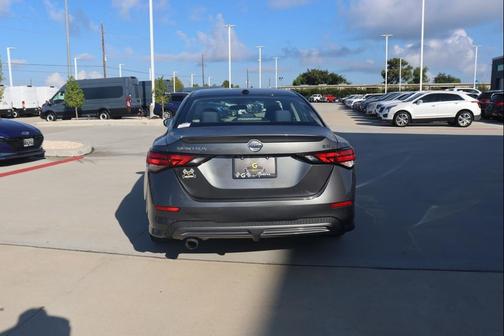 2020 Nissan Sentra SR