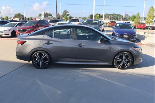 2020 Nissan Sentra SR