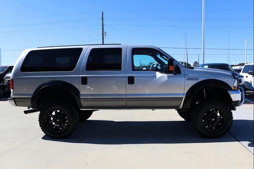 2004 Ford Excursion XLT