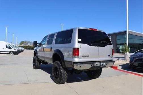 2004 Ford Excursion XLT