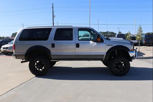 2004 Ford Excursion XLT