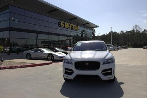 2017 Jaguar F-PACE 35t R-Sport