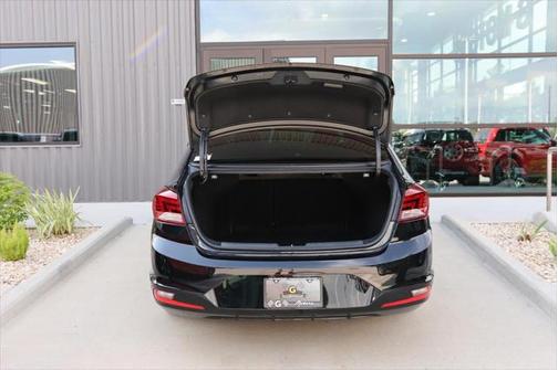 2019 Hyundai ELANTRA Value Edition