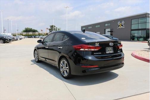 2017 Hyundai ELANTRA Limited