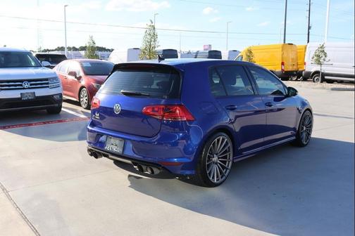 2017 Volkswagen Golf R 2.0T Manual