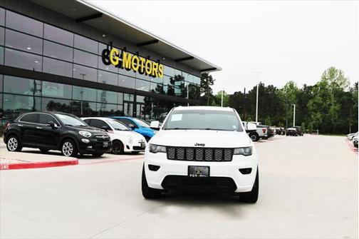 2018 Jeep Grand Cherokee Laredo E