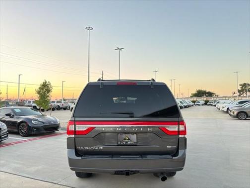 2017 Lincoln Navigator L Reserve