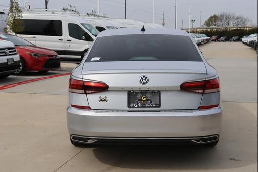 2021 Volkswagen Passat 2.0T SE