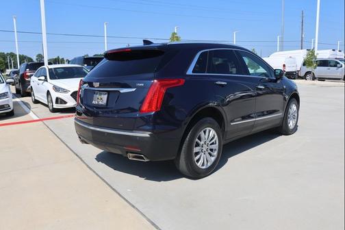 2017 Cadillac XT5 Base