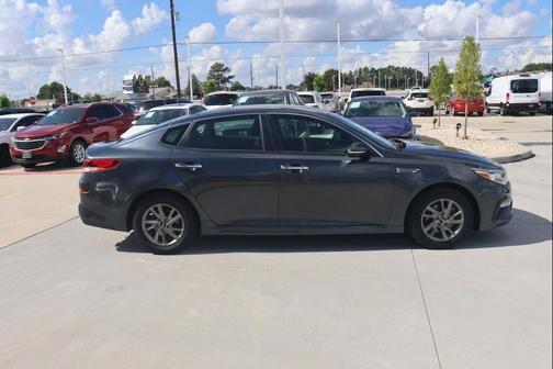 2020 Kia Optima LX