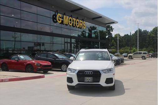 2017 Audi Q3 2.0T Premium Plus