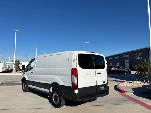 2017 Ford Transit-250 Base