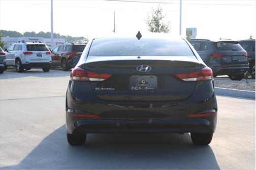 2018 Hyundai ELANTRA SEL
