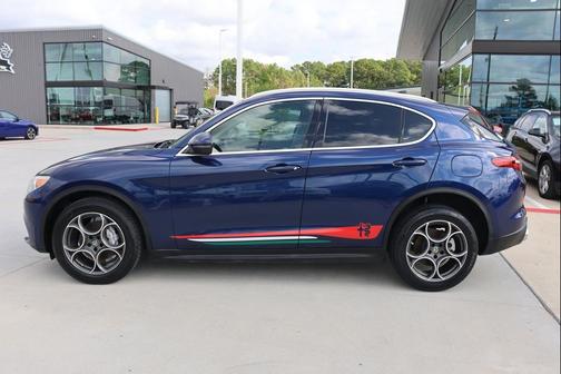 2018 Alfa Romeo Stelvio Base