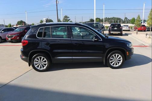 2017 Volkswagen Tiguan 2.0T Wolfsburg Edition