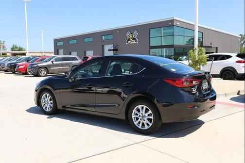 2015 Mazda Mazda3 i Touring