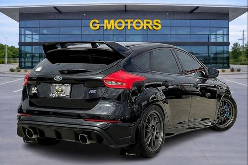 Shadow Black 2017 Ford Focus RS Base