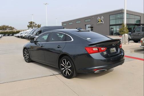 2021 Chevrolet Malibu FWD RS