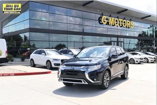 2020 Mitsubishi Outlander SE