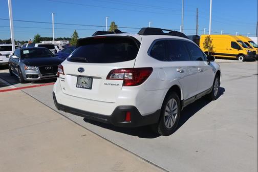2019 Subaru Outback 2.5i Premium