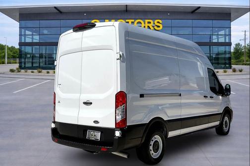 Oxford White 2021 Ford Transit-250 Base