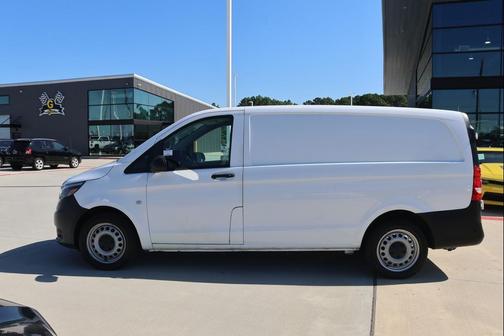 2020 Mercedes-Benz Metris Base