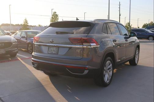 2020 Volkswagen Atlas Cross Sport 2.0T SE