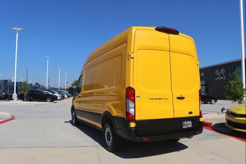 2021 Ford Transit-250 Base