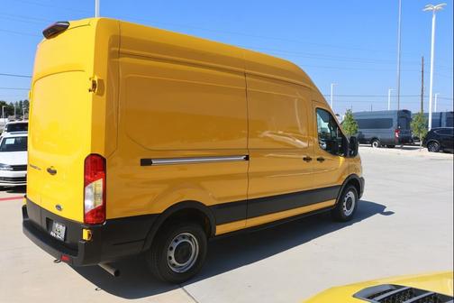 2021 Ford Transit-250 Base