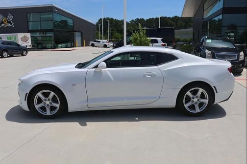 2017 Chevrolet Camaro 2LT