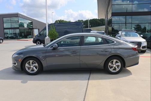 2021 Hyundai SONATA SE