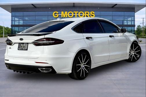 WHITE 2019 Ford Fusion Titanium