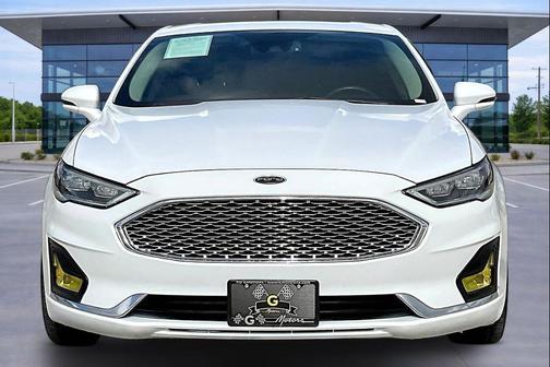 WHITE 2019 Ford Fusion Titanium