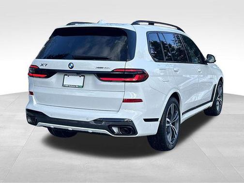2026 BMW X7 xDrive40i
