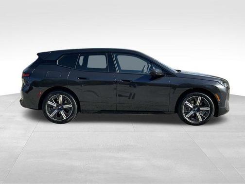 Dark Graphite Metallic 2026 BMW iX xDrive60